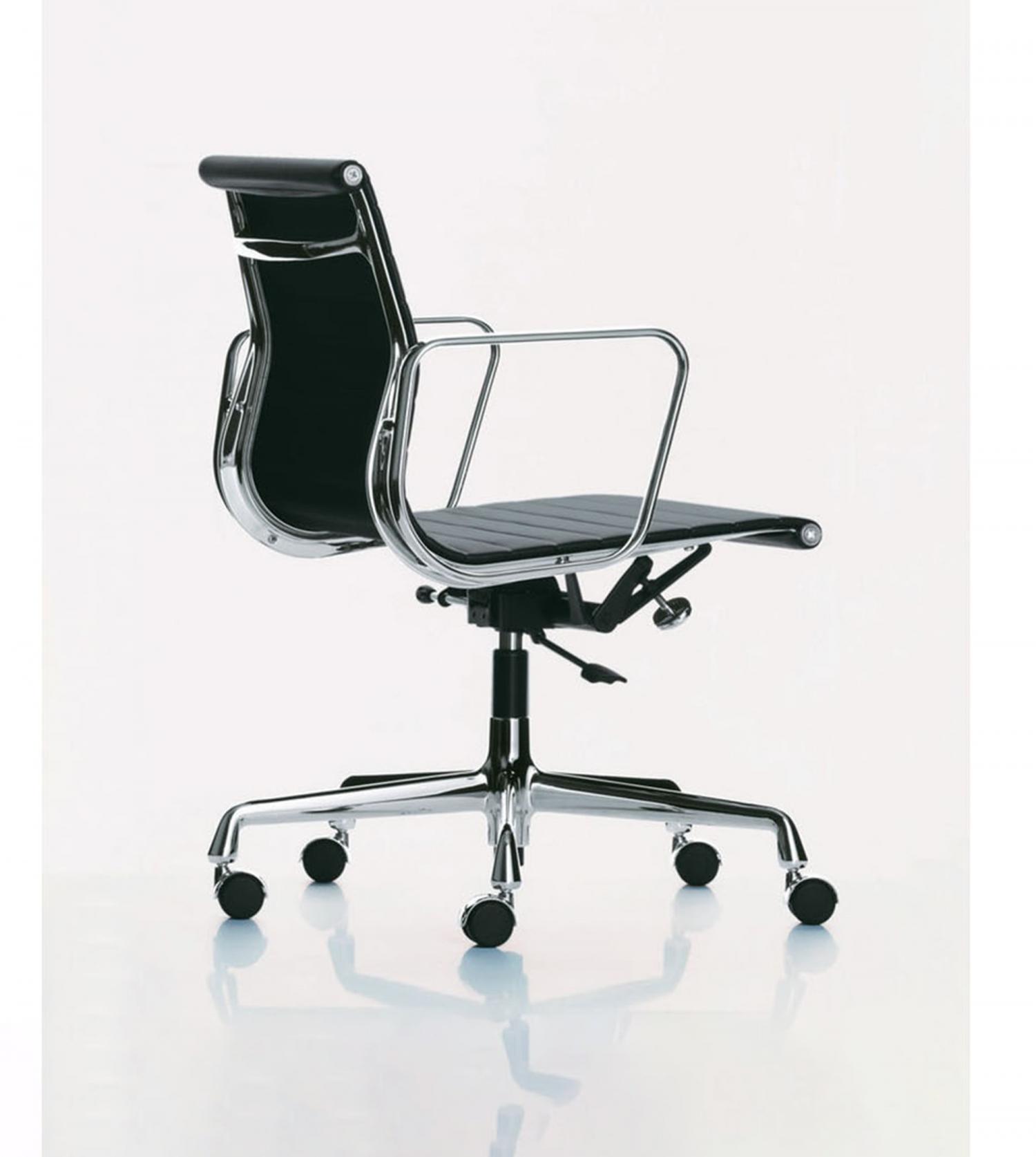 Aluminium Chair EA 117