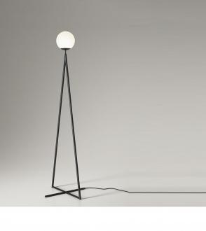 Lampadaire One Globe base en croix