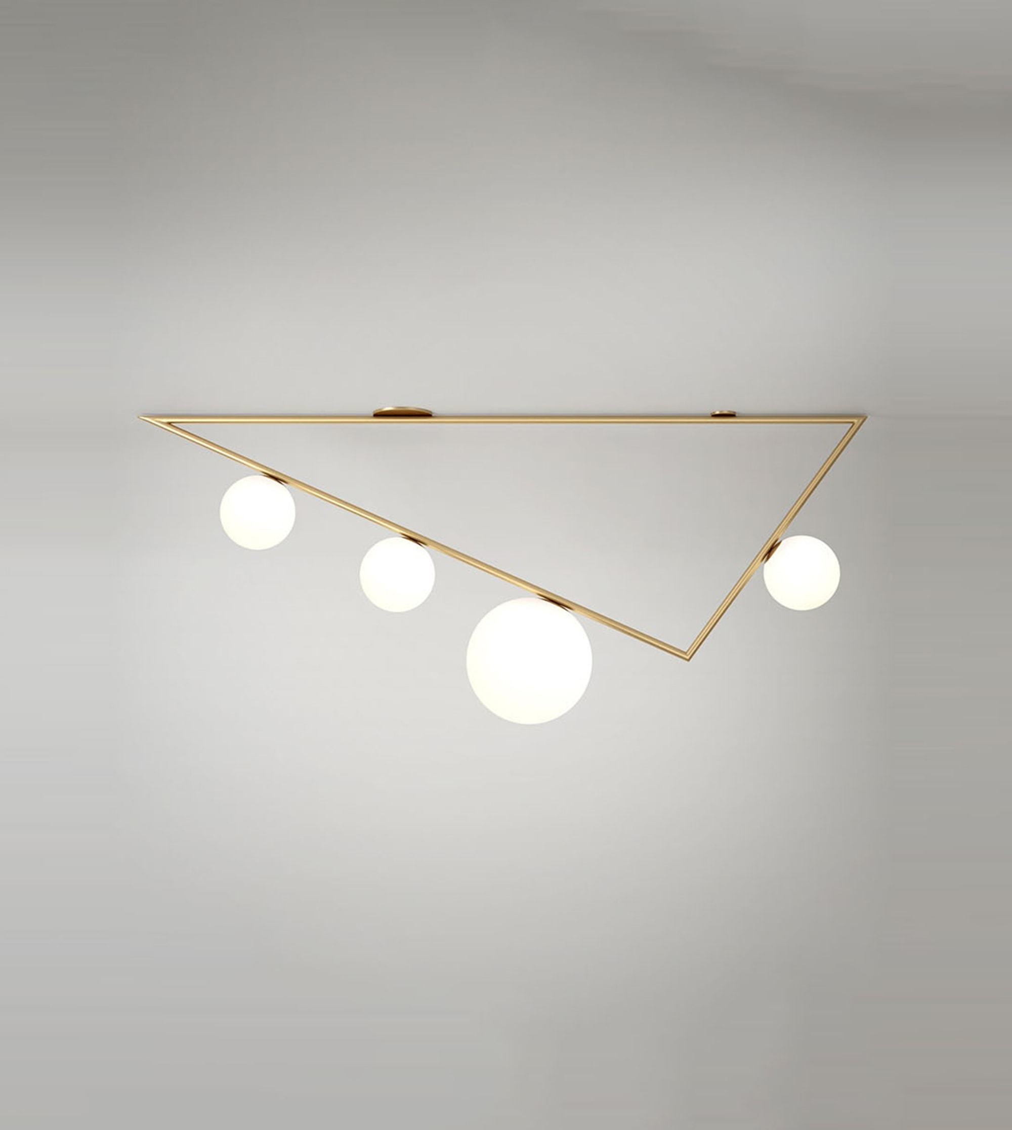 Plafonnier Triangle - 3+1 globes - 1m50