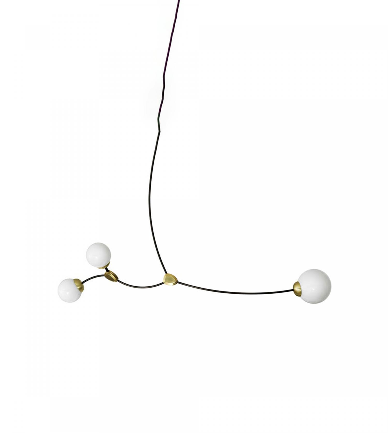 Suspension Ivy3 avec globes opalescents